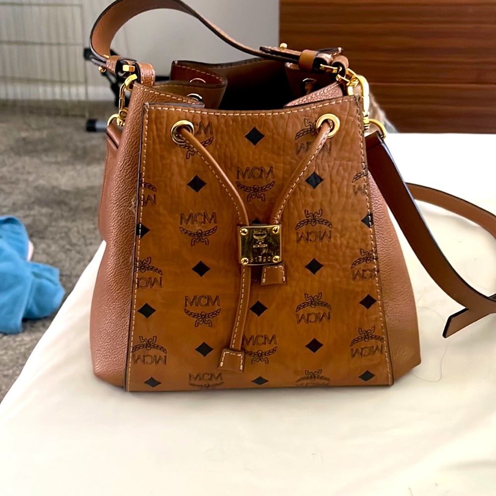 MCM hardly use great shape